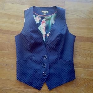 TED BAKER Daseaw Diamond Jacquard Vest NWOT SZ 2